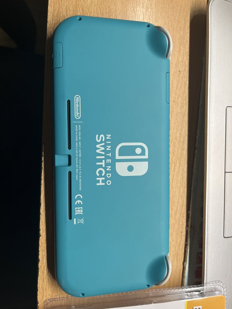 Nintendo switch lite na czesci+bateria nintendo switch litenieaktualne