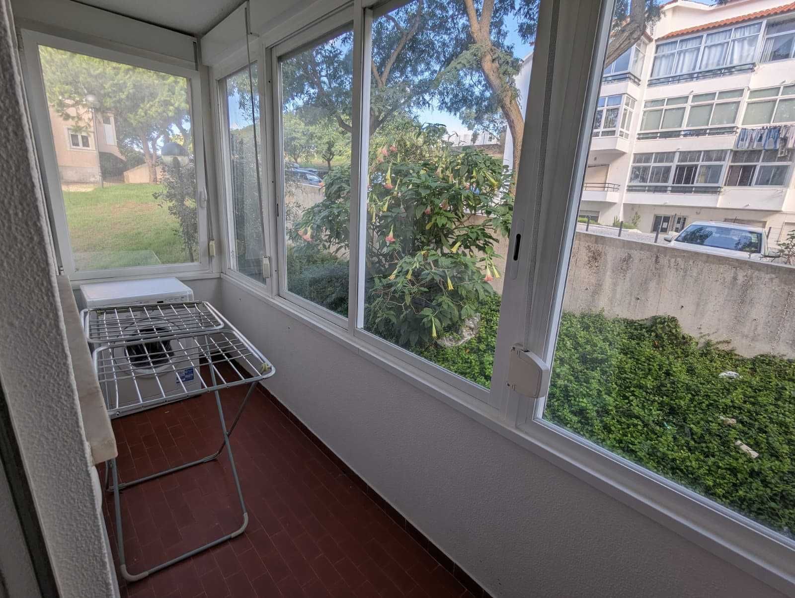 Arrenda-se Apartamento T2 Porto Salvo/Oeiras