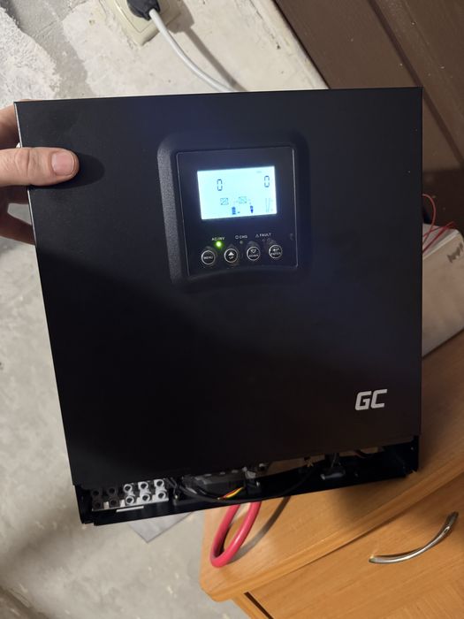 Green cell 24v 2000/4000 гибридный инвертор