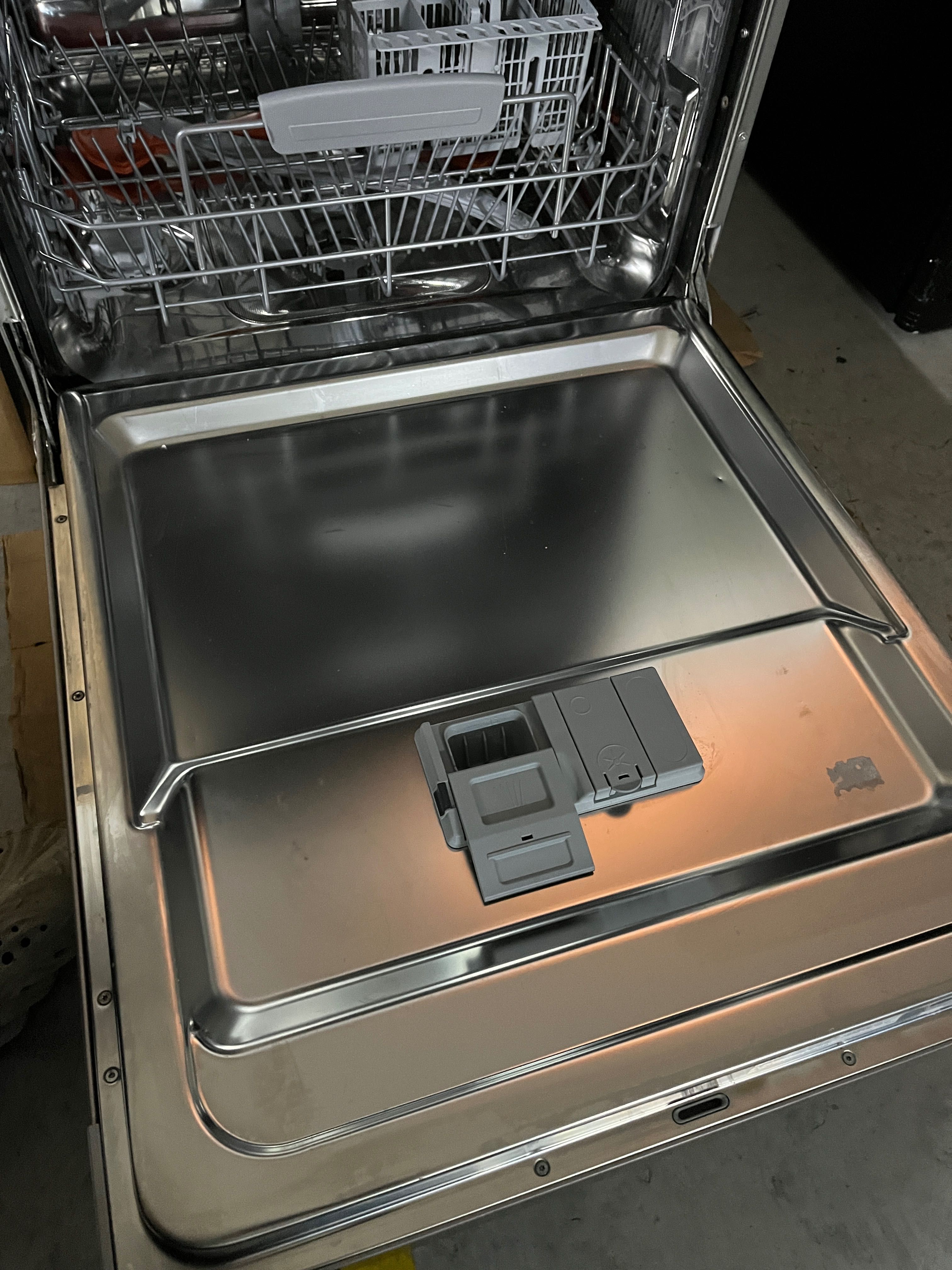 Máquina de Lavar Loiça Hotpoint HFC 3C32 WX