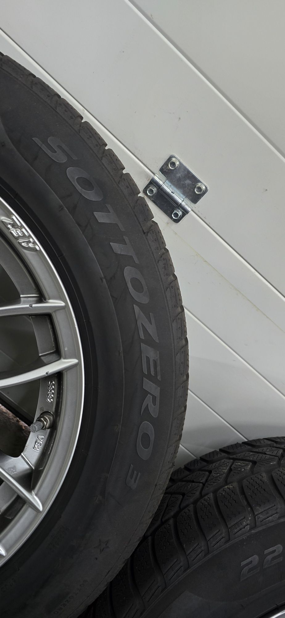 KOŁA 225 60 R17 Felgi 5x120 Et40