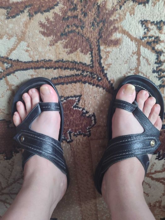 Мужские кожаные шлепки 39р