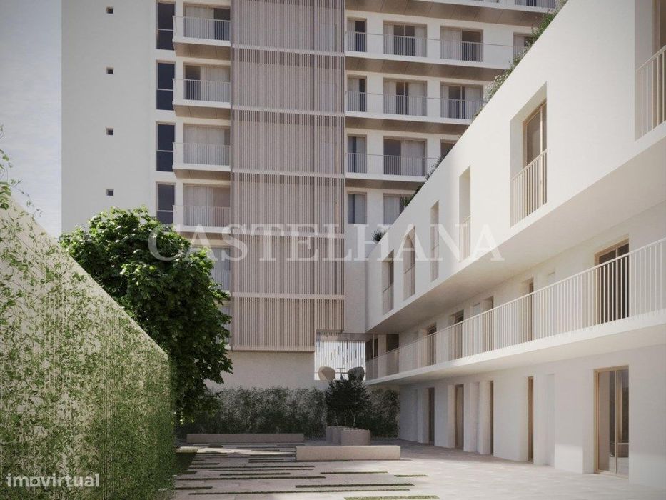 Moradia T3 triplex com jardim em novo empreendimento nas Avenidas N...