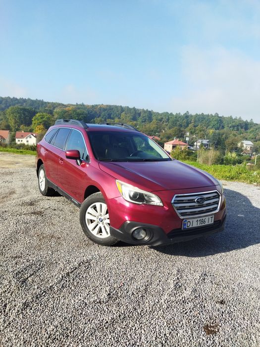 Автомобіль Subaru оutbаск