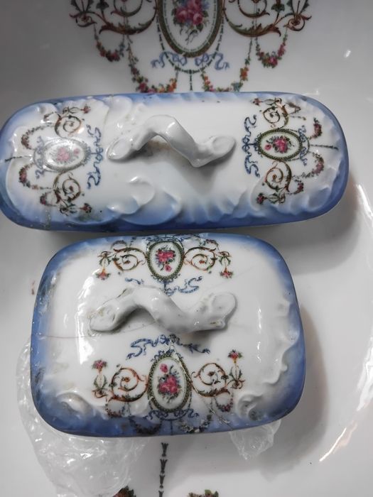 Jarro e bacia  de porcelana  vista alegre  séc XIX