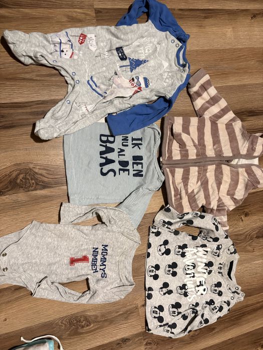 Ubranka dla dzieciatka 56r