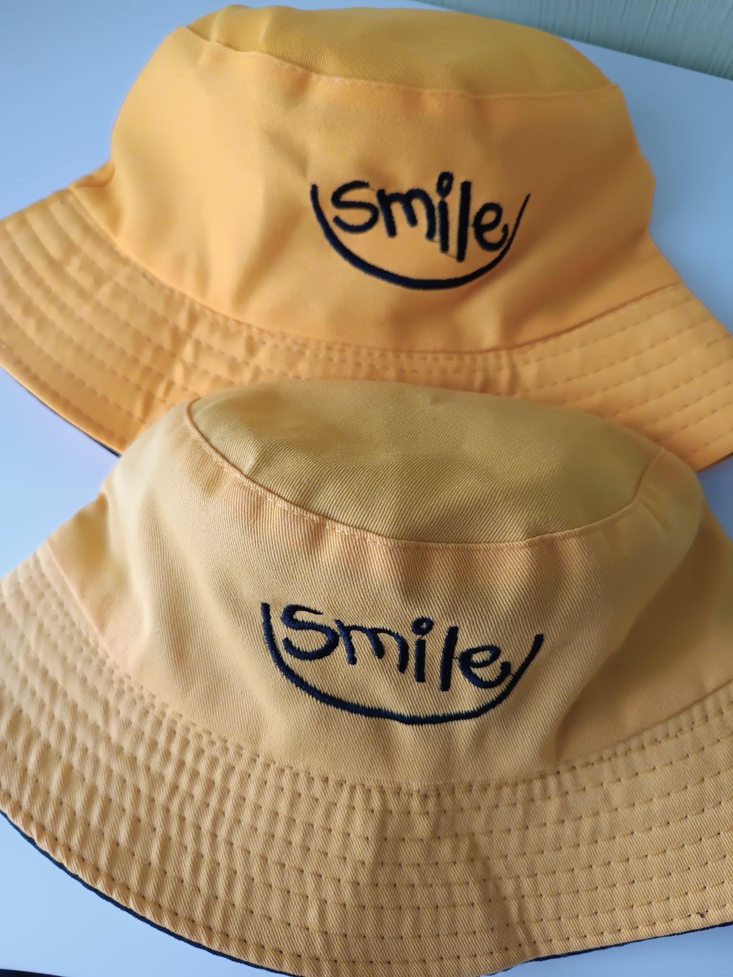 Панама двостороння Smile жовто-чорна