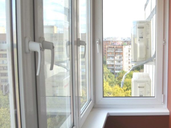 Застеклить балкон в хрущовке Киев цена, установка балкона Киев Фастов