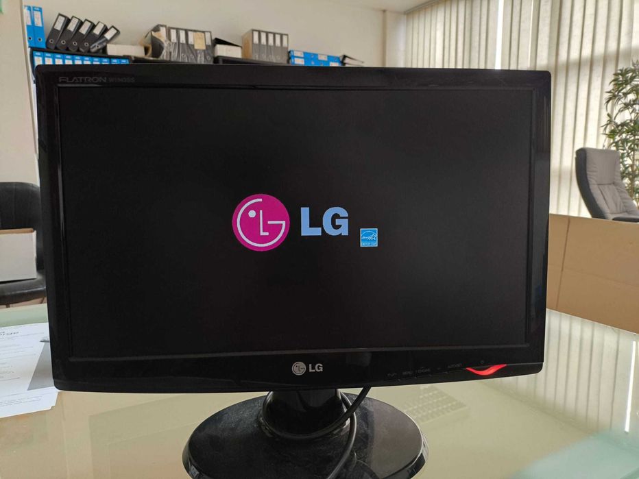 Monitor LG como novo
