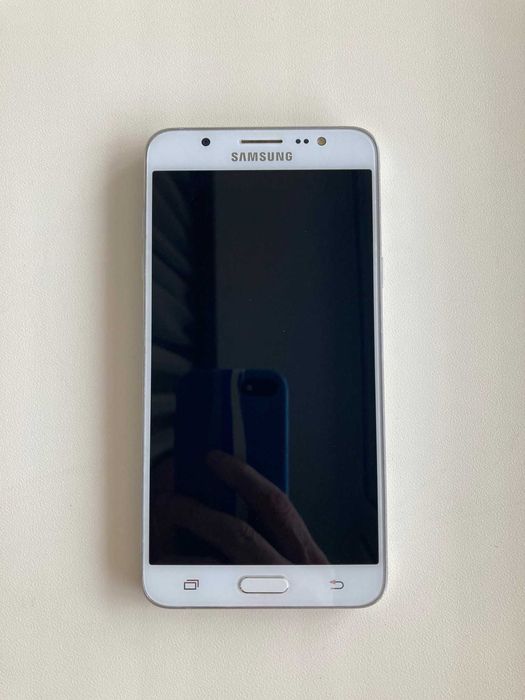 Samsung Galaxy J7 (2016) SM-J710FZWUSEK White (NFC)