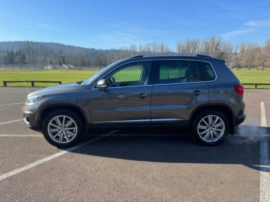 Volkswagen Tiguan SEL 4Motion      2015