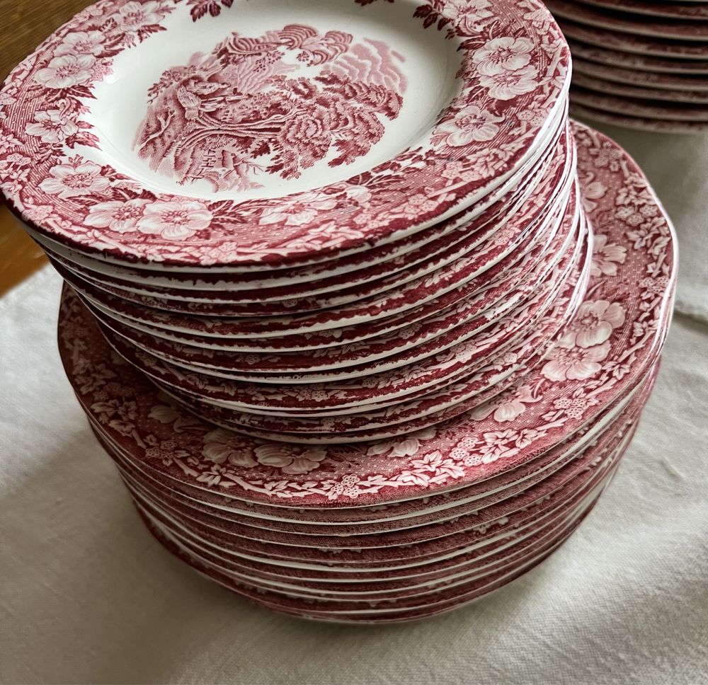 Serviço de jantar Enoch Wedgwood Woodland