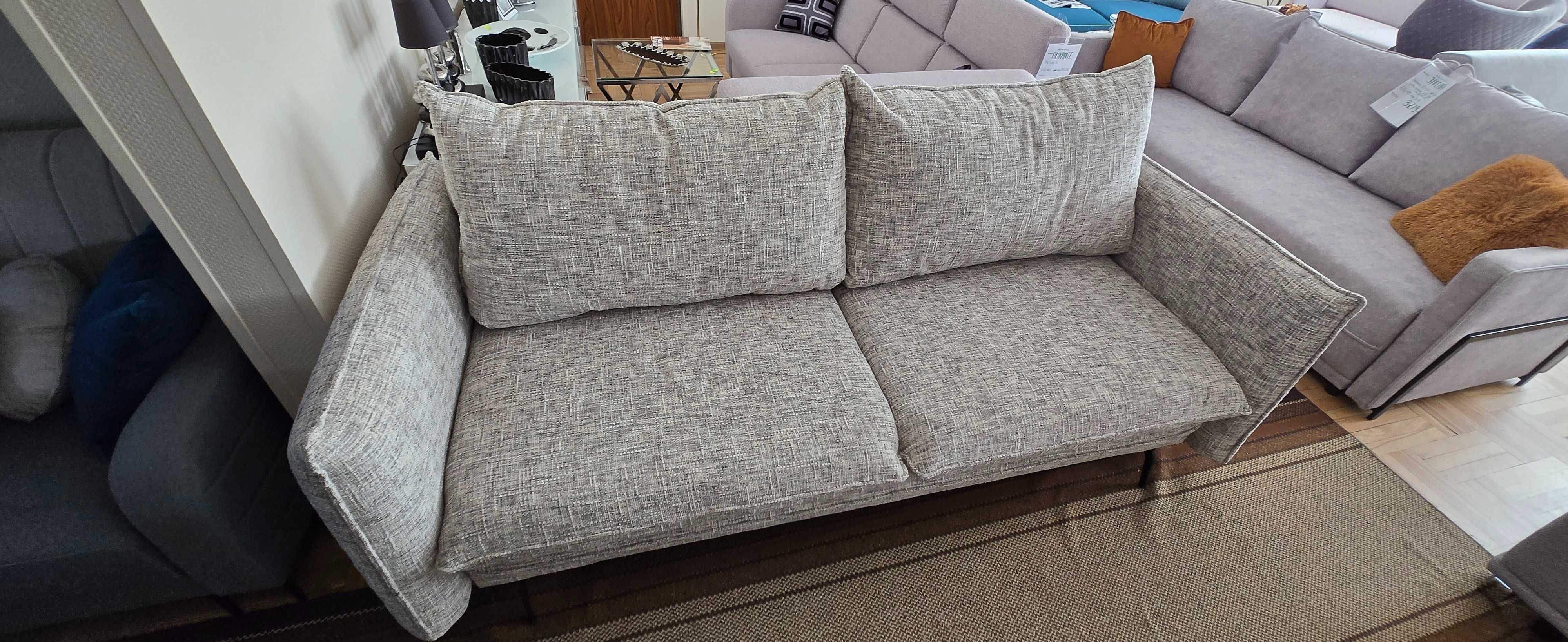 Sofa z funkcją spania DL i pojemnikiem AKITA