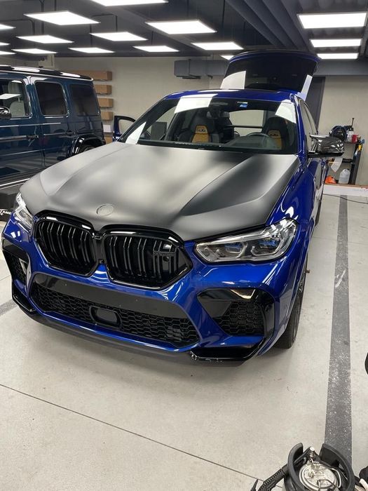BMW X6M BMW X6M Competition 625 KM Marina Bay Blue, Folia Satin Black