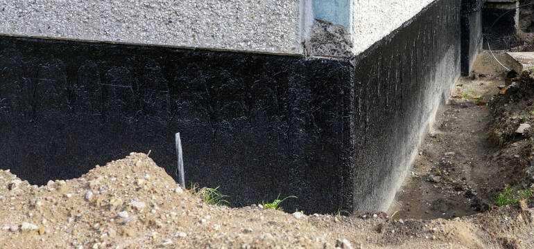 Hydroizolacje Fundamentów / Drenaż Opaskowy / Drenaż Wody Deszczowej