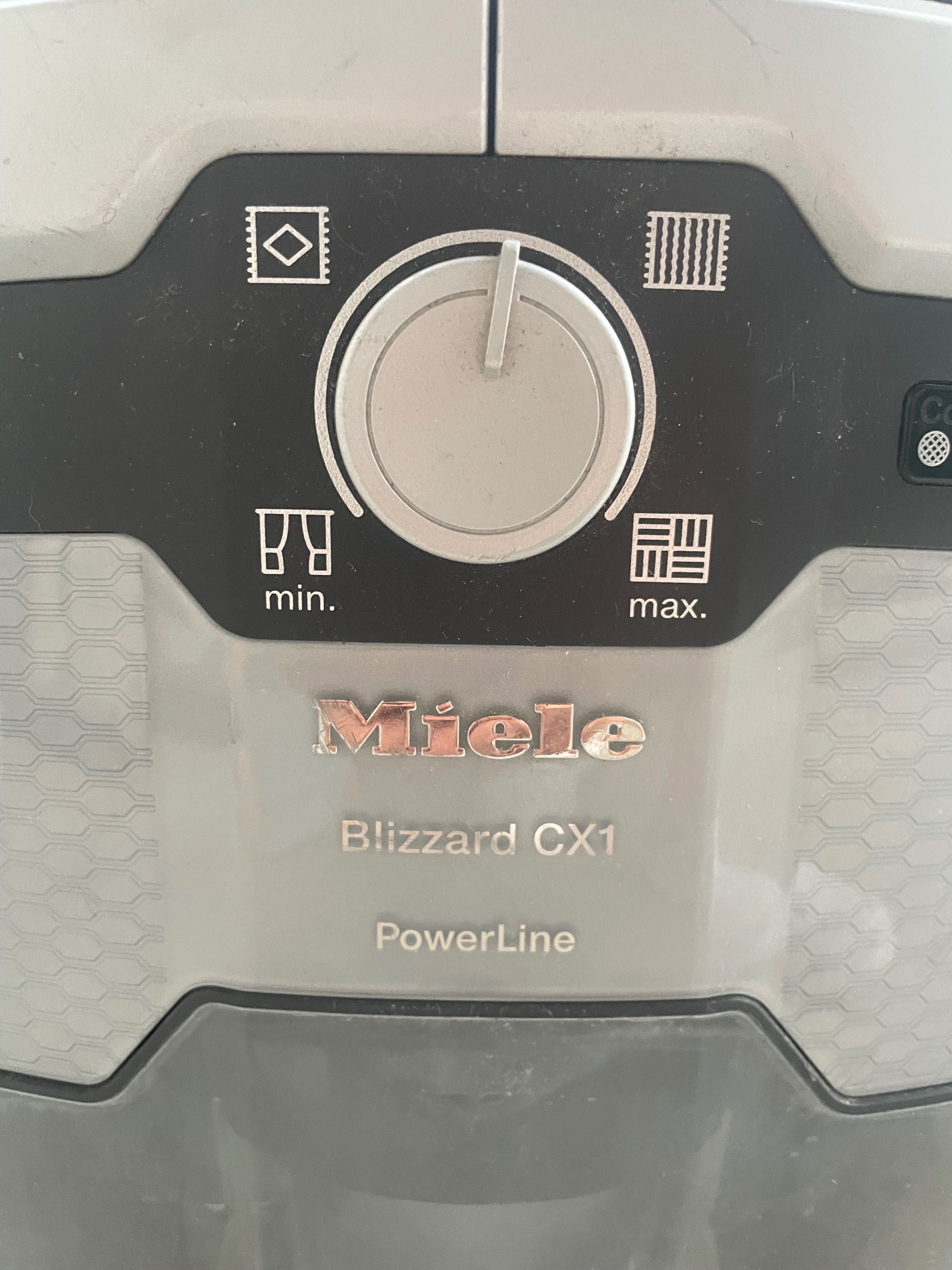 Odkurzacz bezworkowy Miele Blizzard CX1