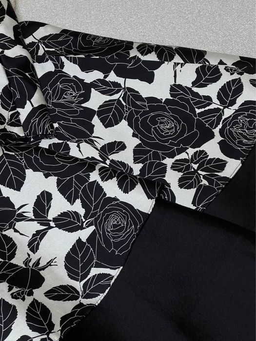 Сукня в рози Dolce&Gabbana! Розмір S, розпродаж люксових речей