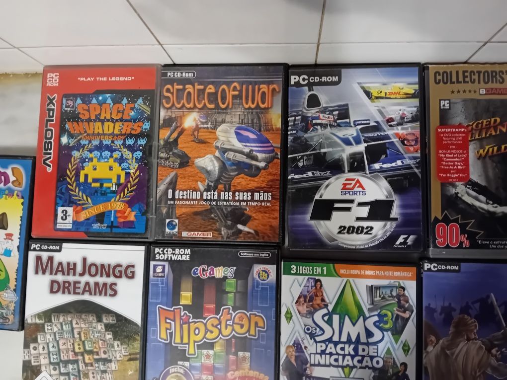 Conjunto de 15 Jogos Pc Diversos