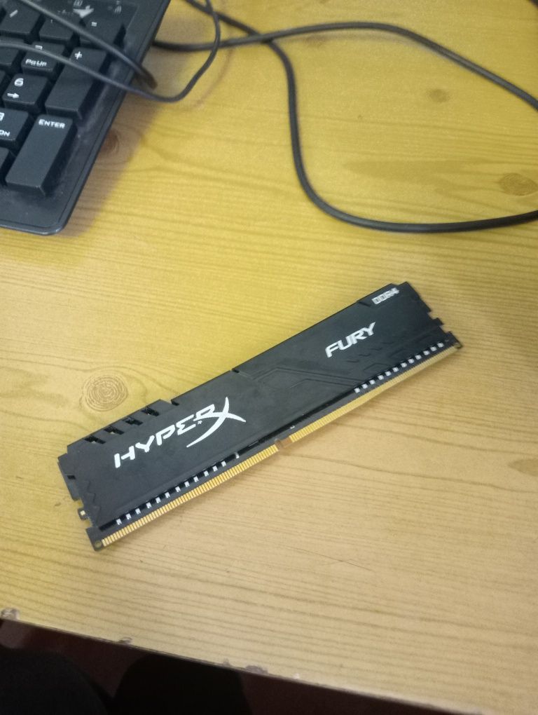 Hyper x fury ddr4 4gb hx426c16fb3/4