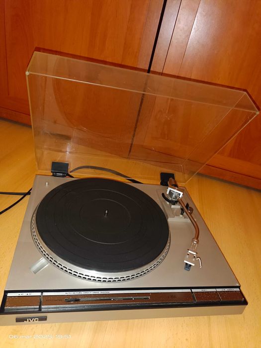 Gramofon JVC L-A55 made in Japan