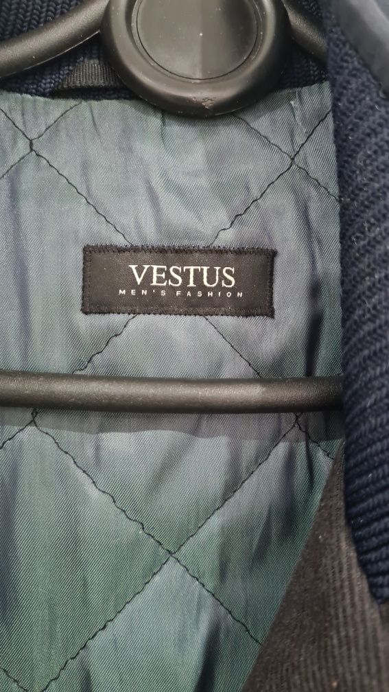 Męski płaszcz Vestus L