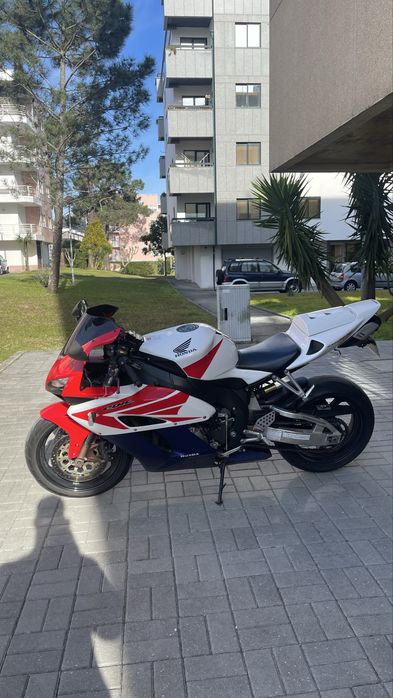 Honda CBR 1000 RR FIREBLADE