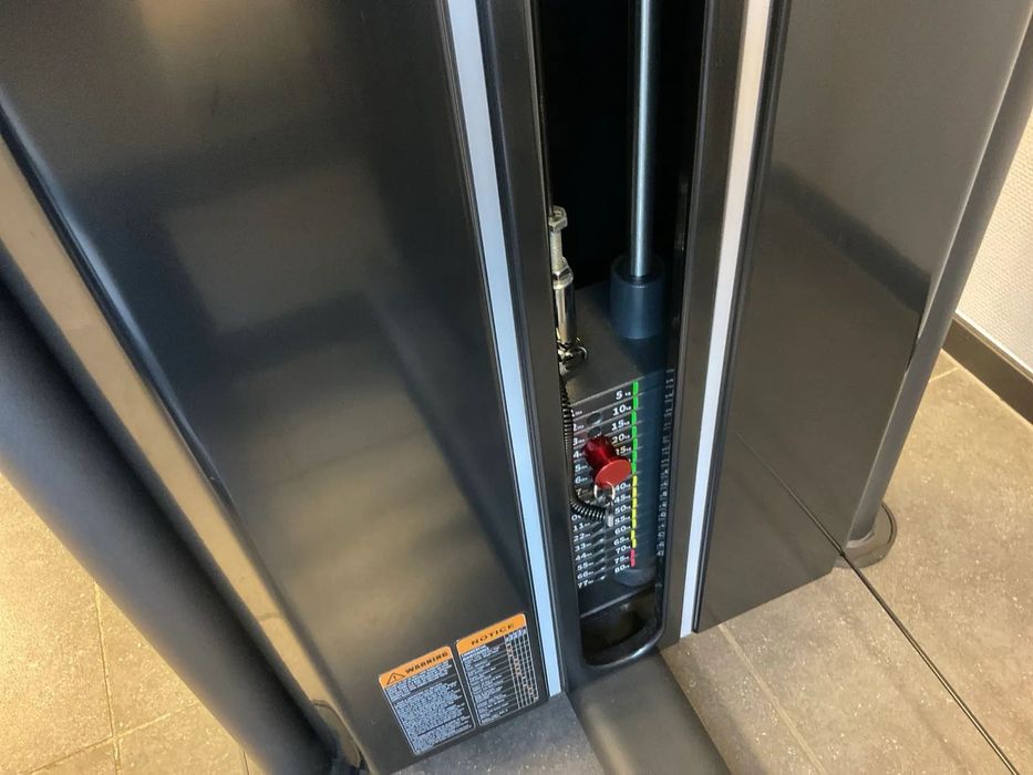 Wyciąg górny i dolny **Forza Dual FD04 Bodytone**.