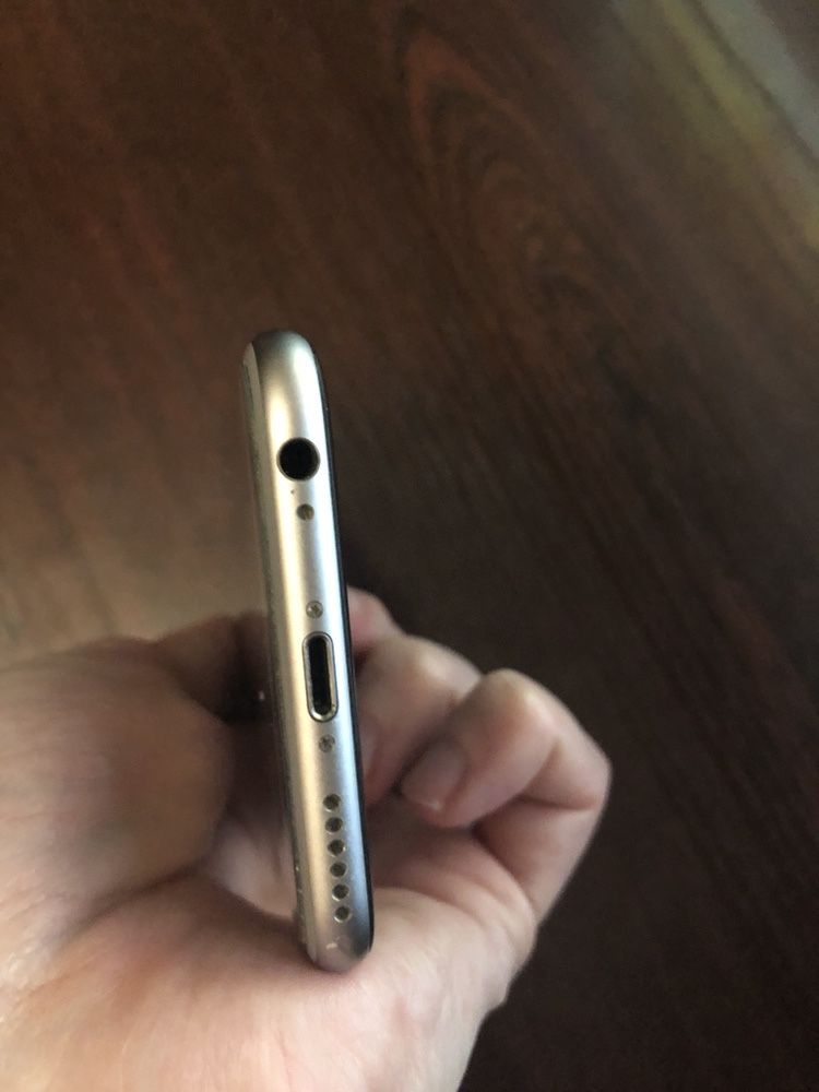 Продам iPhone 6s 64gb space gray состояние 5