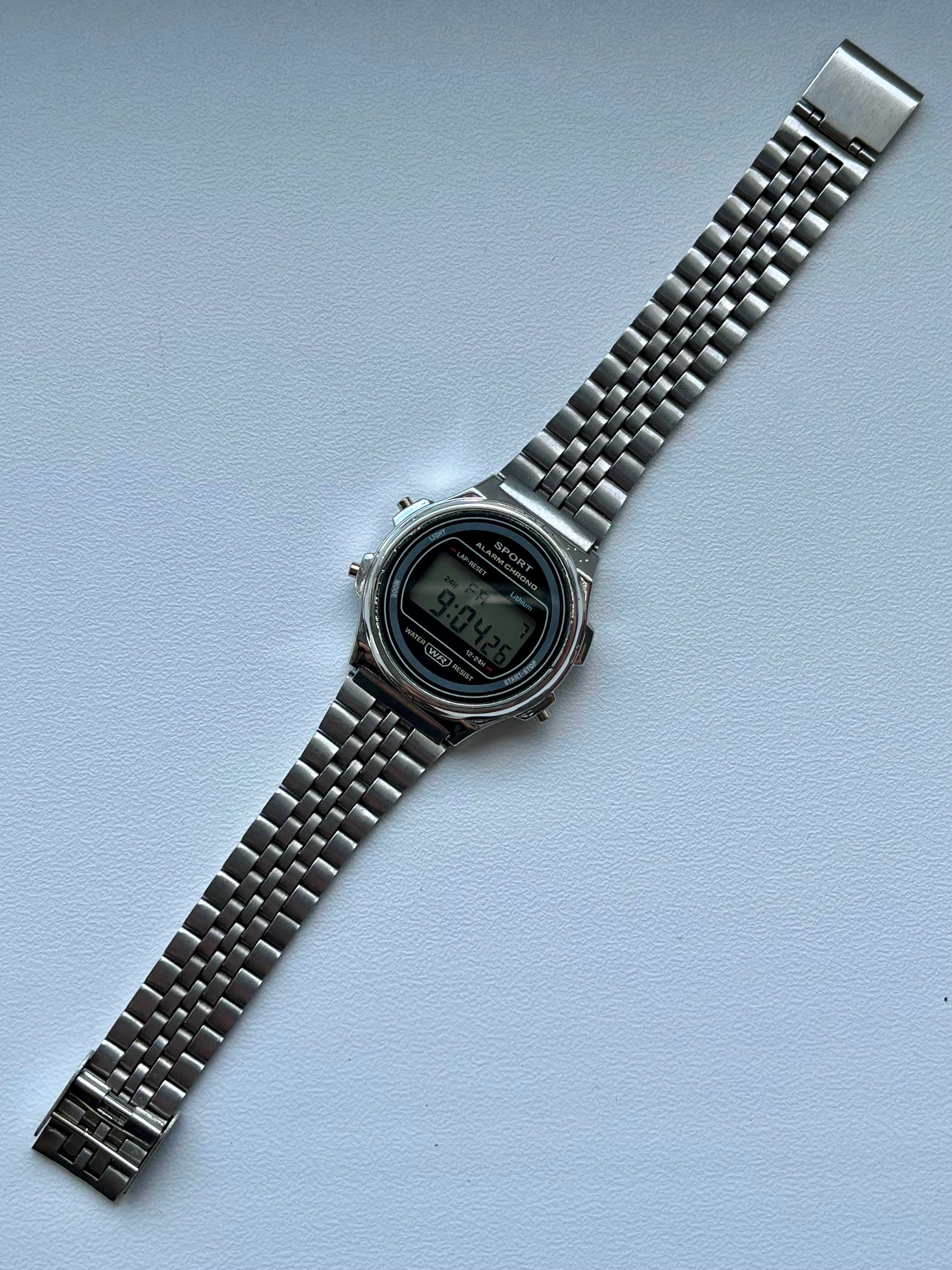 NOWY Srebrny Zegarek w stylu Casio