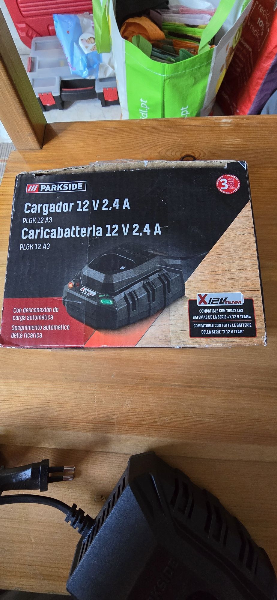 Carregador 12v 2.4ah parkside