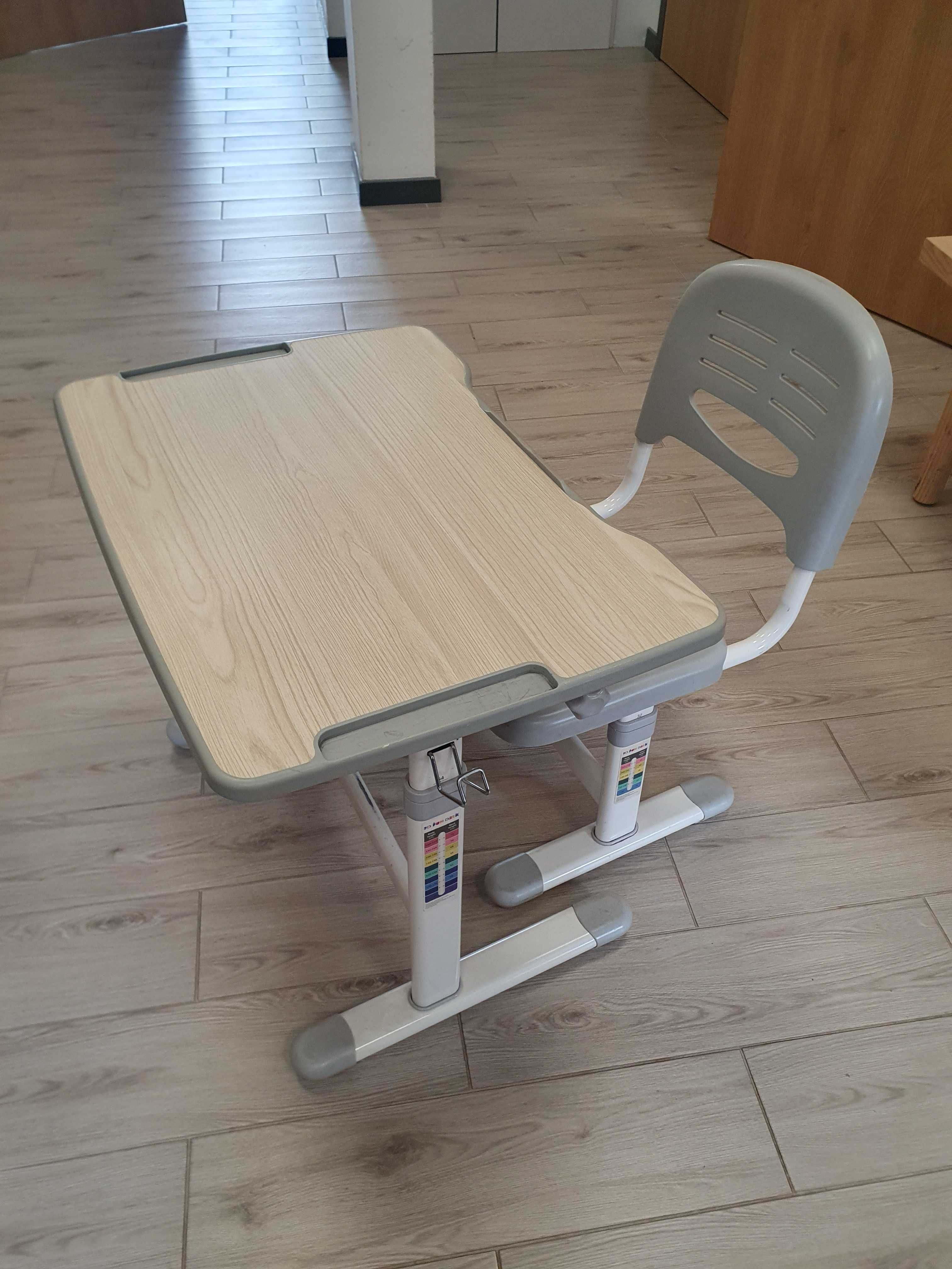 Biurko + krzesełko dla dziecka 5-9 lat regulowane ostatni  komplet.