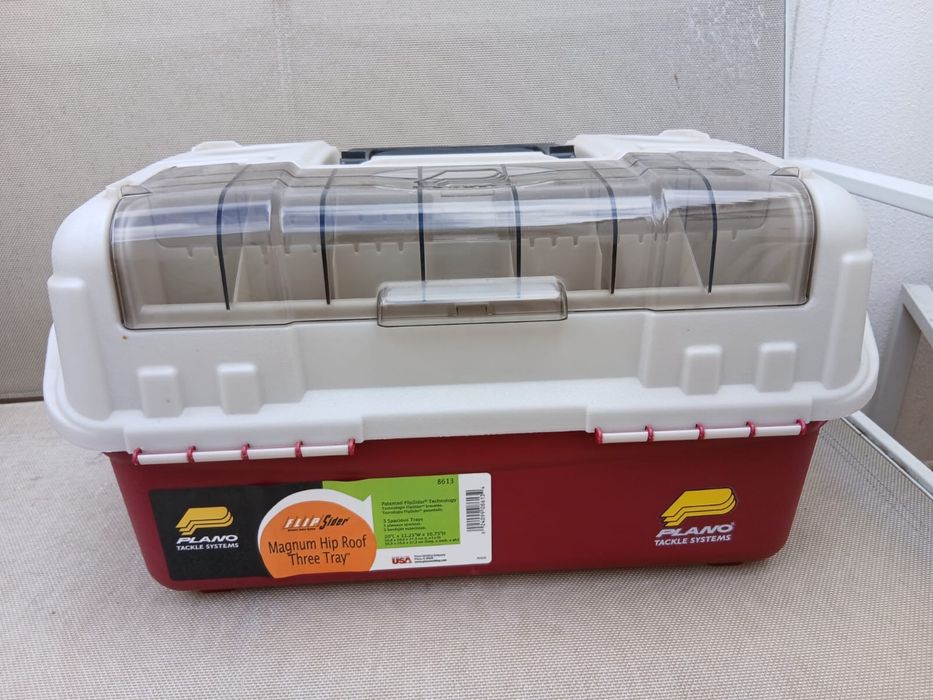 Vendo caixa de arrumaçao artigos de pesca