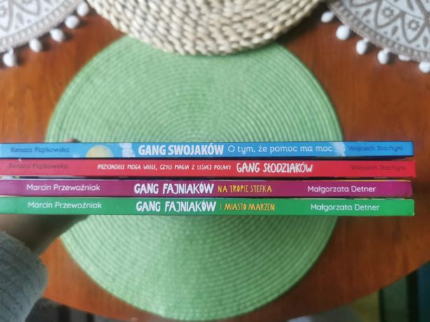 4 książki z Biedronki - Gang Slodziakow,Swojaków,Fajniakow