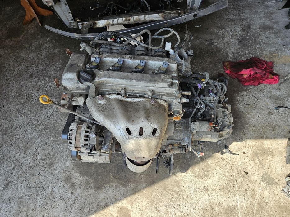 Двигун джелі емгранд ес8