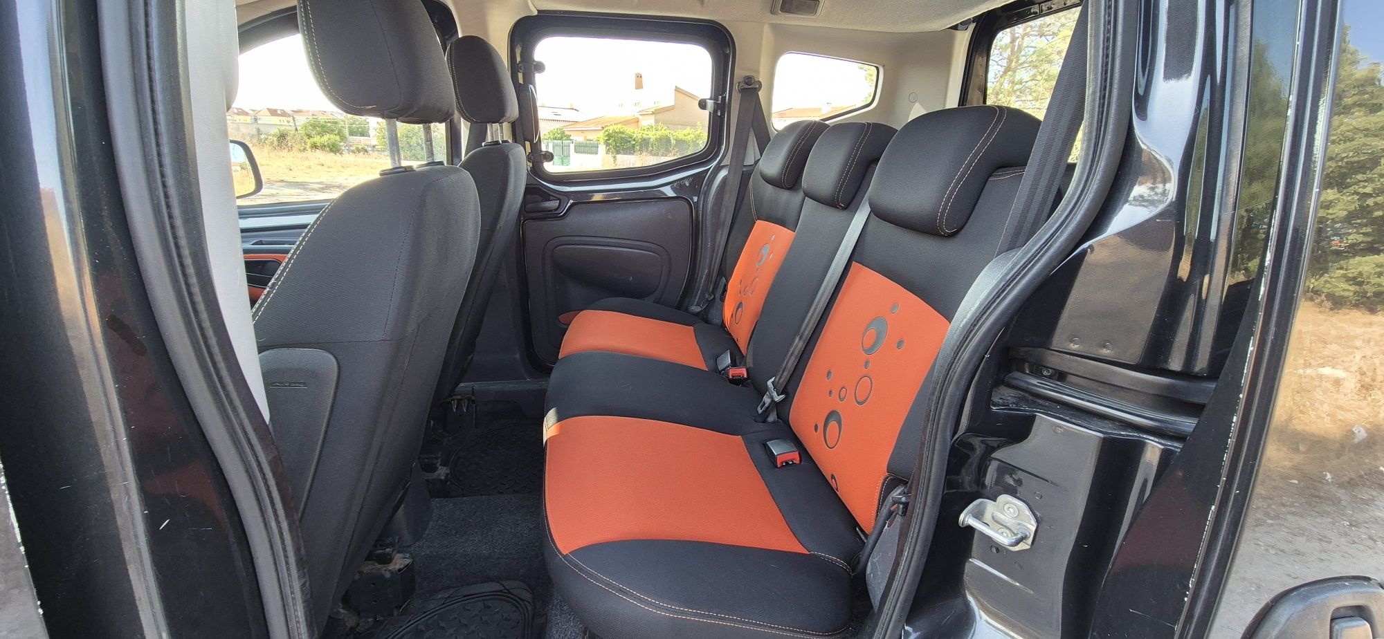 Citroën Nemo 1.4HDi AUTOMÁTICA de 5 Lugares