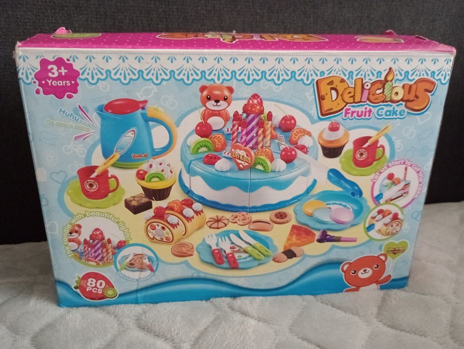 Tort urodzinowy do krojenia na rzepy zabawka