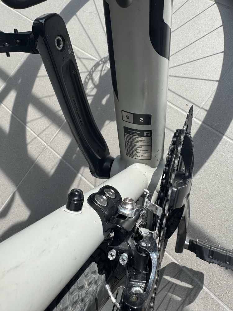 Rower Gravel Giant Revolt 2 roz. S (2021)