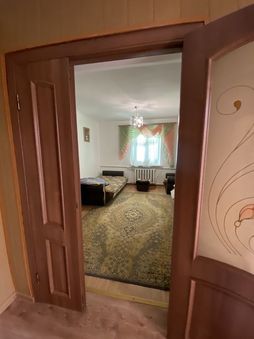 Продається будинок в пригороді м.Підволочиськ.