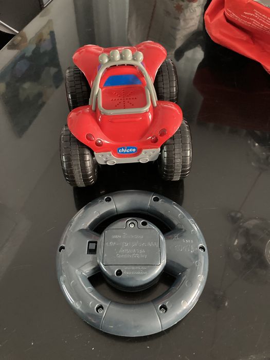 Carro telecomandado da chicco