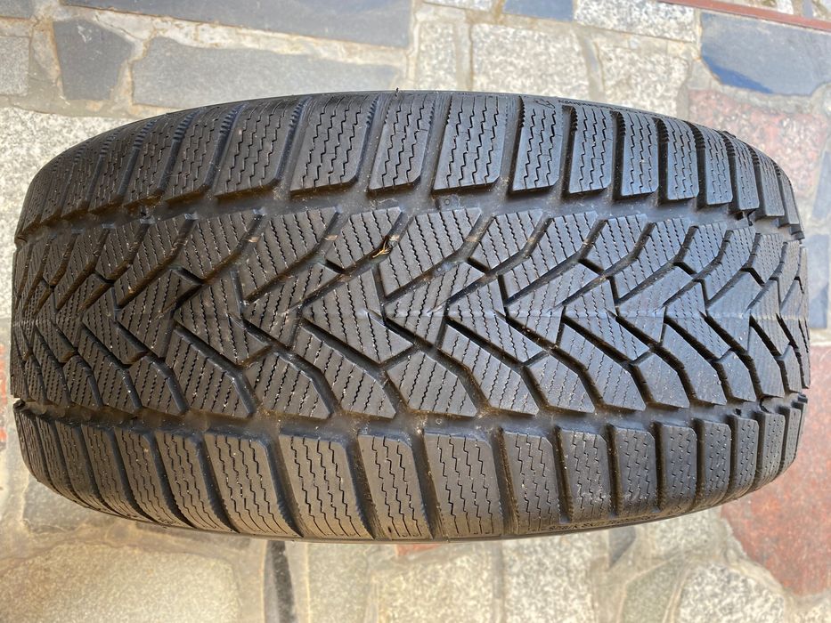 2szt Jak Nowe 225/45/17 95V XL UNIROYAL WinterExpert z 2023