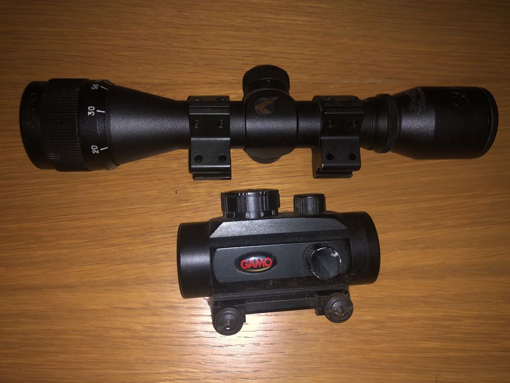 Duas miras ou opticas para carabina