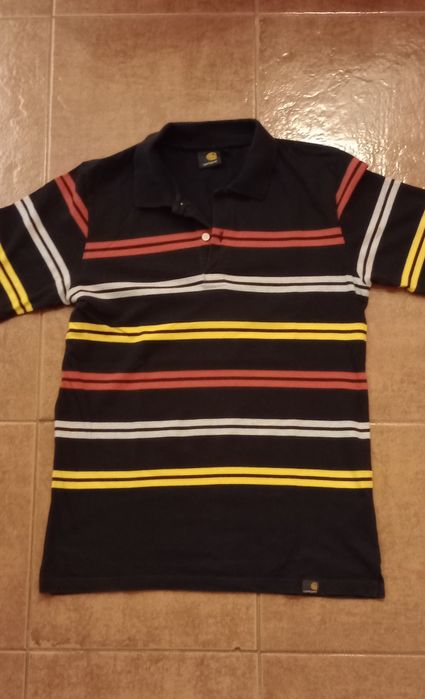 4 polos , 3 da Fred Perry 1 da Carhartt