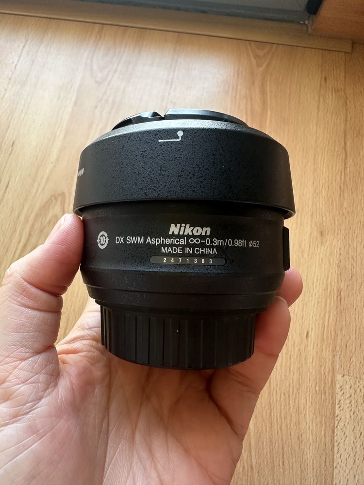 Nikon 35mm f/1.8G DX lens