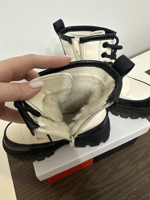 Чобітки , взуття, капчики , черевички зимові