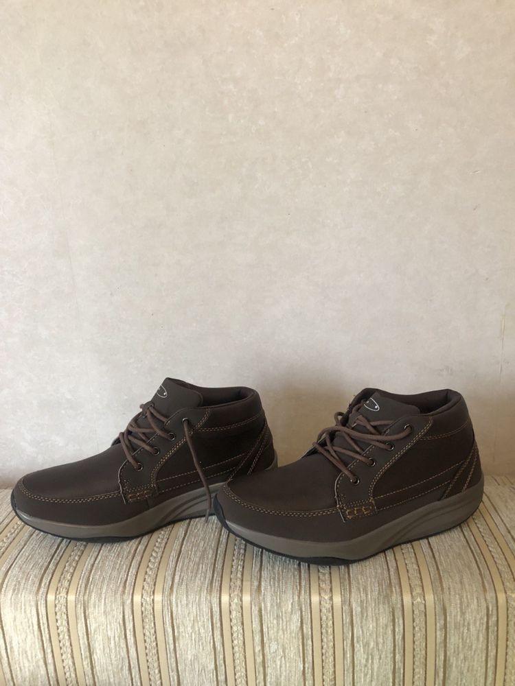 Новые ботинки Walkmaxx comfort, размер 42, цвет коричневый.