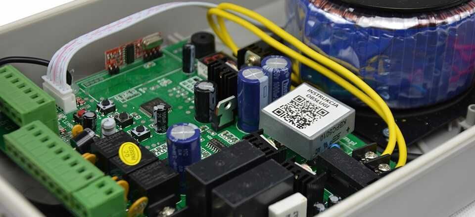 Napęd do bram skrzydłowych Elektrobim ETM-01 Fortis – brama 600kg/5m