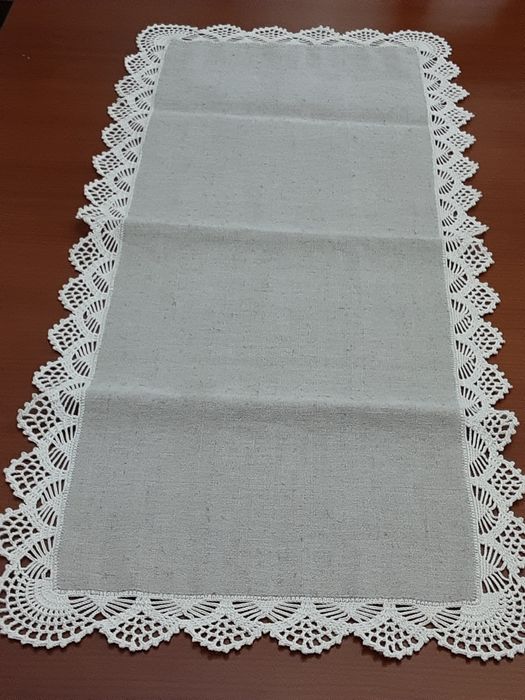 Napron  em linho grosso  com croché