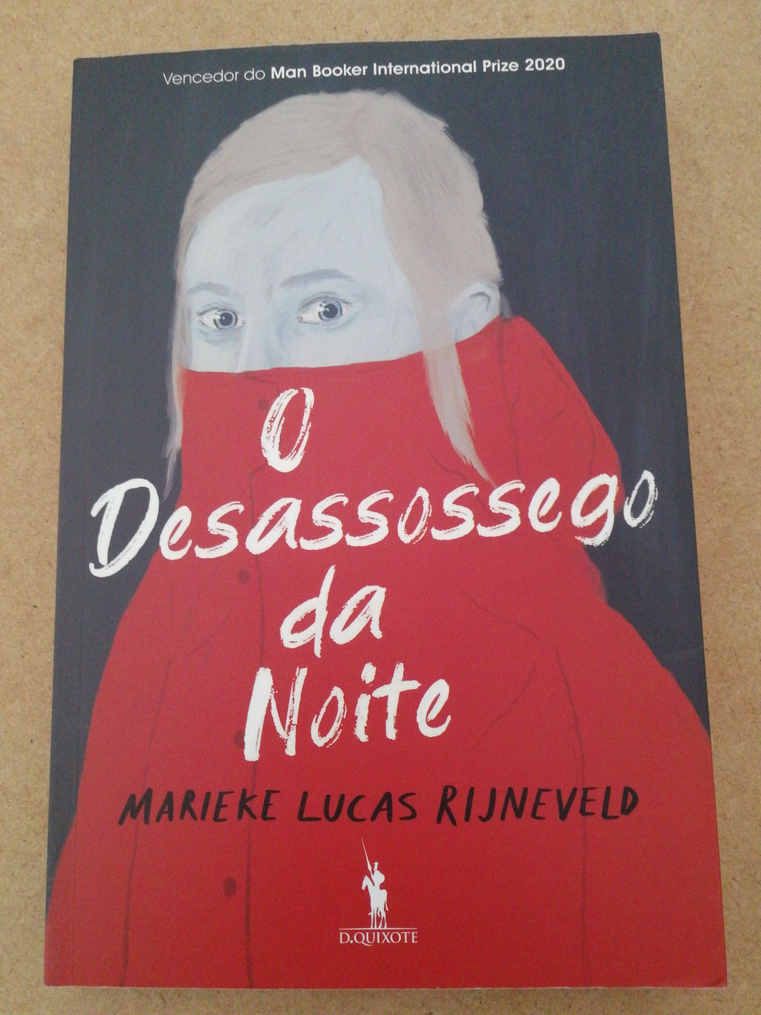 Livro "O Desassossego da Noite"