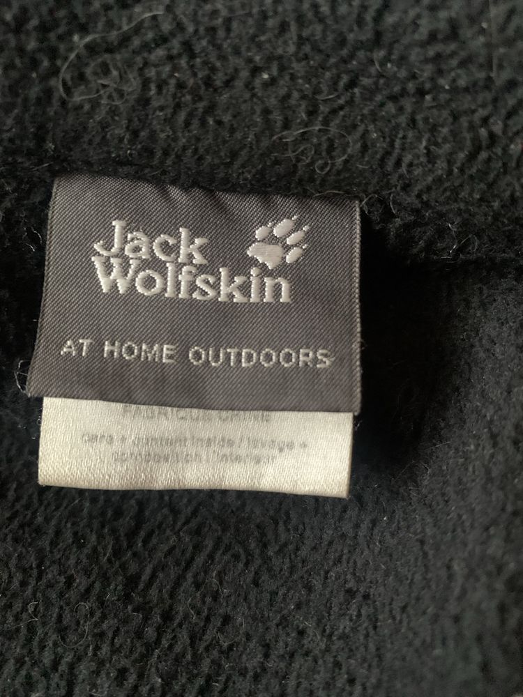 Курточка jack wolfskin