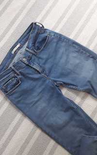 Spodnie jeansy skiny s/m Levi's  dla wysokich